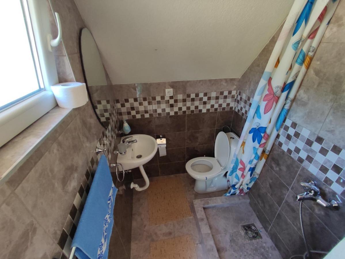 Milicin Konak Vrdnik Extérieur photo